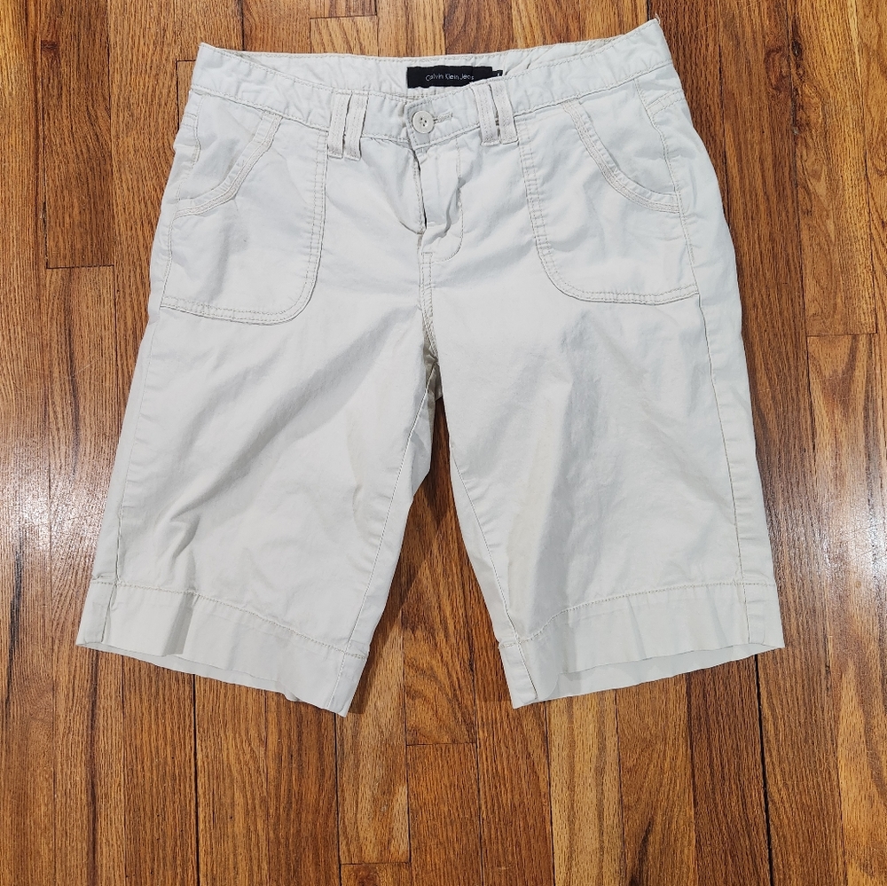 Calvin Klein Bermuda Shorts Size 8